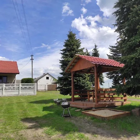 Kobylnica Nad Wisla Apartamento *